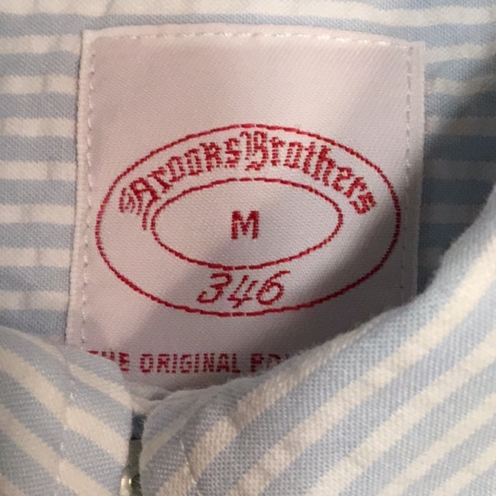 Button down - Picture 3 of 3